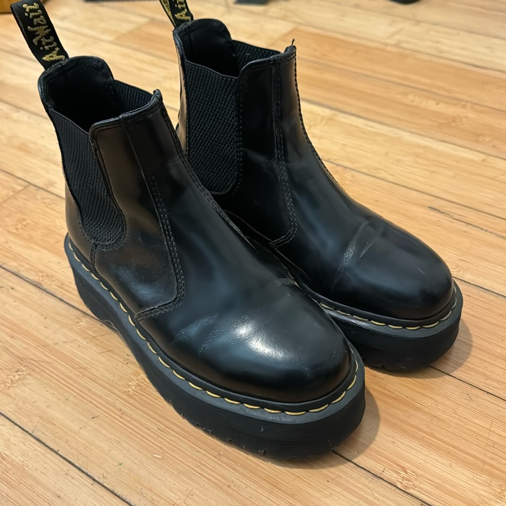 Platform Dr Martens Quad Chelsea Boots 2976